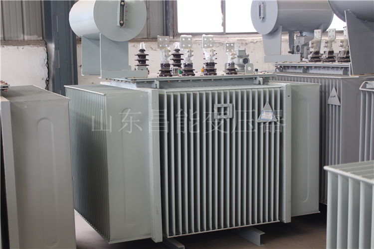 云南S13-1600KVA变压器